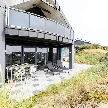 Lxxvii Holiday home