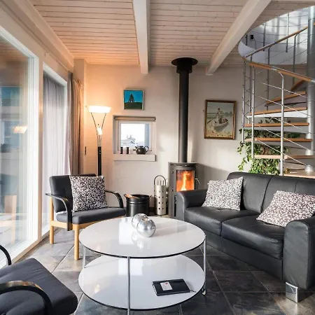 Lxxvii Holiday home